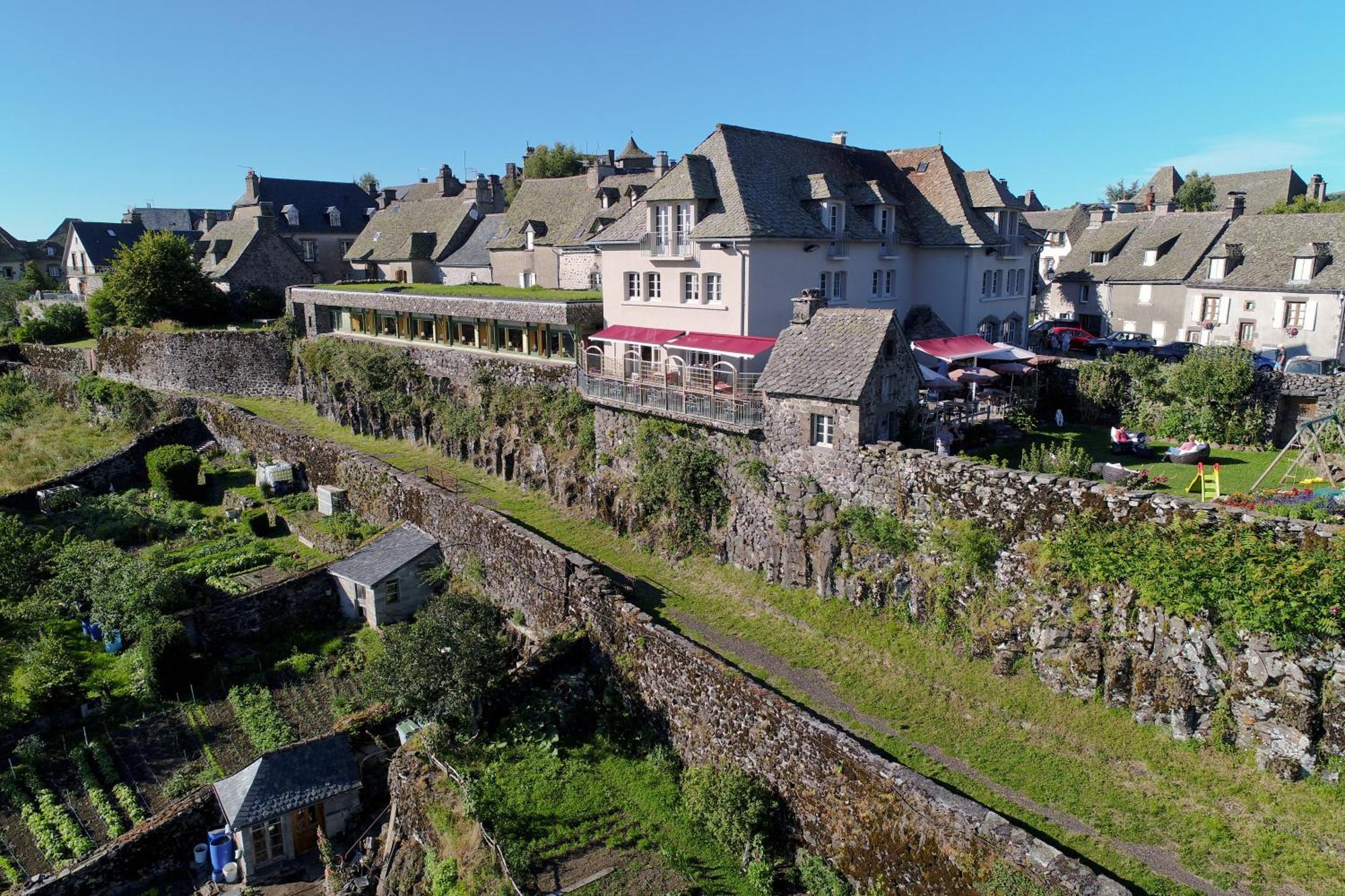 סלרס Logis Hotel Restaurant & Spa Les Remparts מראה חיצוני תמונה