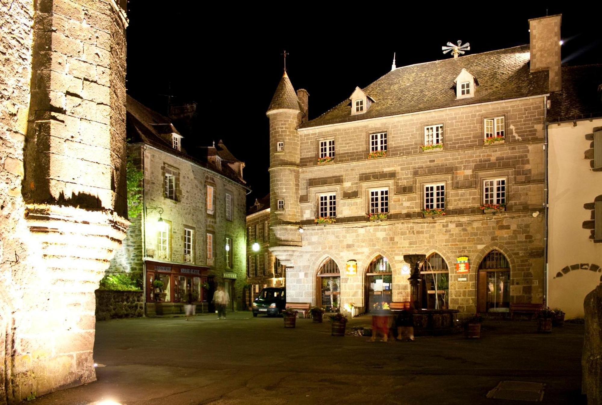 סלרס Logis Hotel Restaurant & Spa Les Remparts מראה חיצוני תמונה
