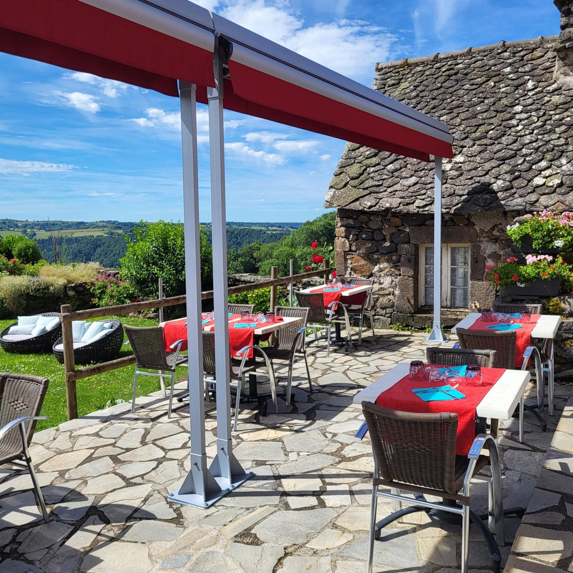 סלרס Logis Hotel Restaurant & Spa Les Remparts מראה חיצוני תמונה